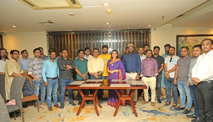 ই-কমার্সে আস্থা ফেরাতে চান জান্নাতুল হক শাপলা ই-কমার্সে আস্থা ফেরাতে চান জান্নাতুল হক শাপলা