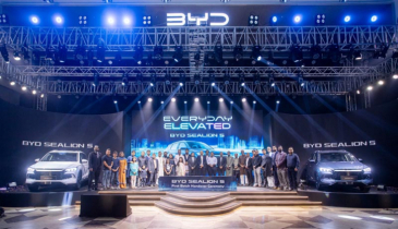 তেল-বিদ্যুতে ১,০০০ কিমি রেঞ্জ, দেশে উন্মোচন হলো বিওয়াইডি সিলায়ন ৫ তেল-বিদ্যুতে ১,০০০ কিমি রেঞ্জ, দেশে উন্মোচন হলো বিওয়াইডি সিলায়ন ৫